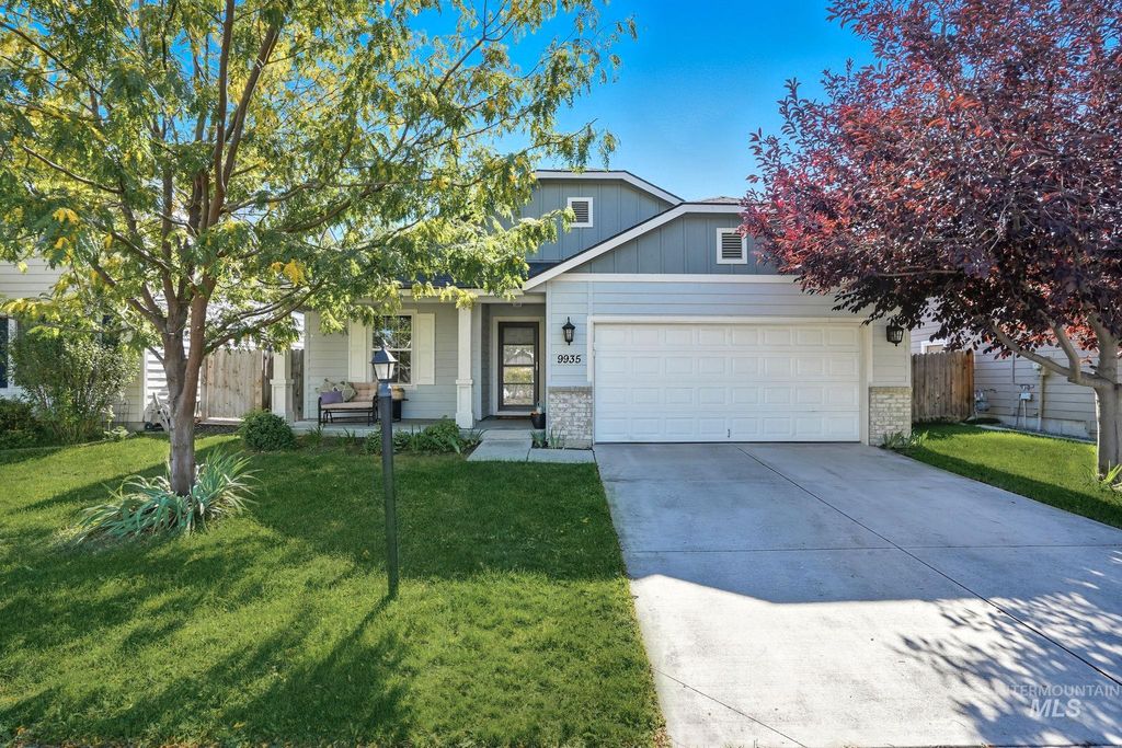 Photo of 9935 W Littlewood St, Boise, ID 83709 (MLS # 98964096)