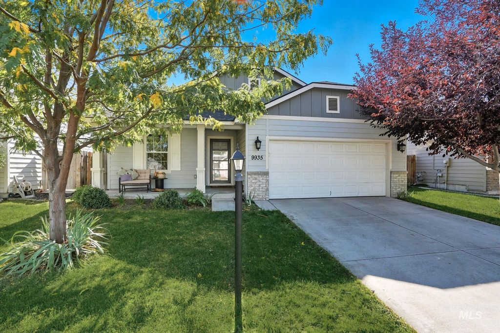 Photo of 9935 W Littlewood St, Boise, ID 83709 (MLS # 98964096)
