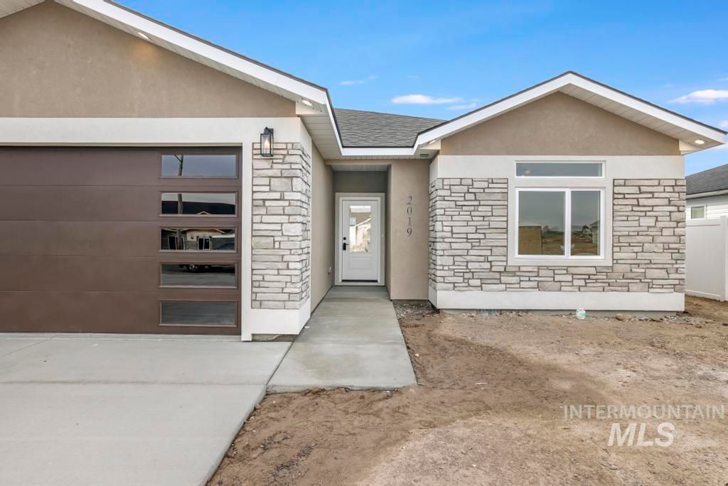 Photo of 2019 Regan St, Jerome, ID 83338 (MLS # 98964895)