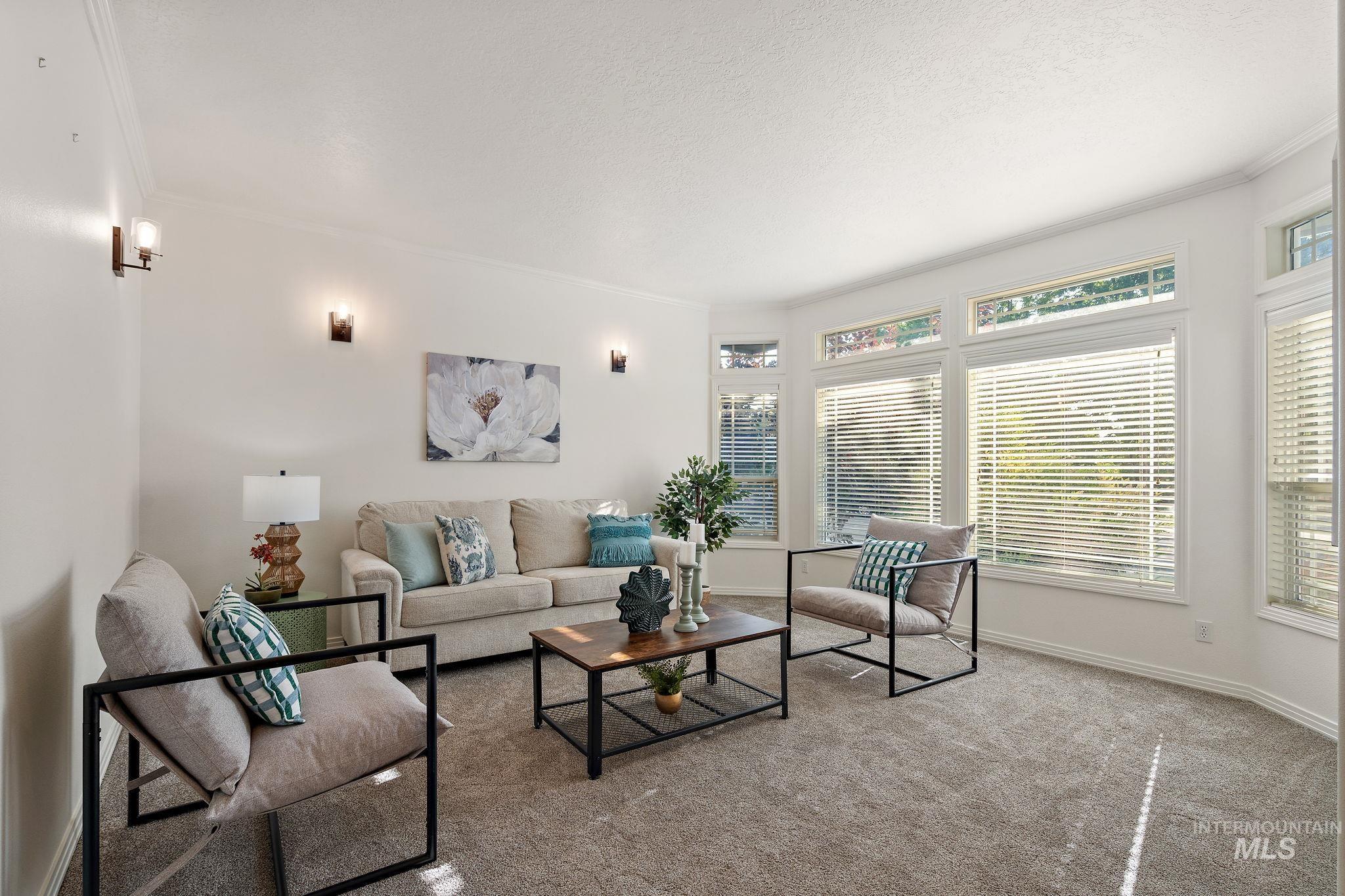 2205 N Aaronmink Way