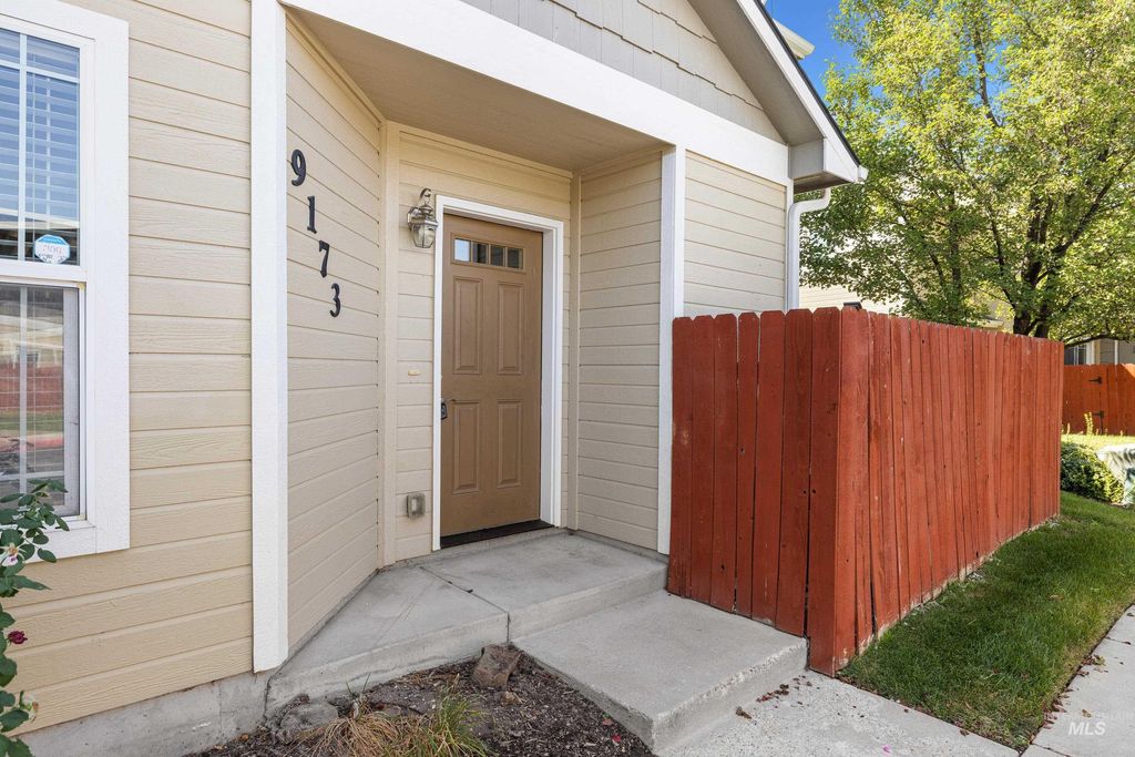Photo of 9173 W Brogan Dr, Boise, ID 83709 (MLS # 98962093)