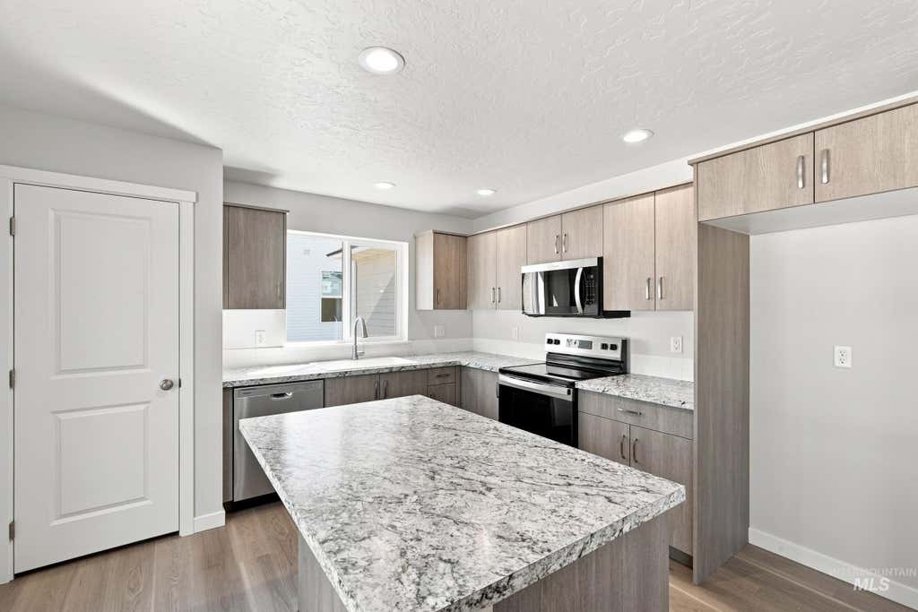 Photo of 464 Merlin Ct, Middleton, ID 83644 (MLS # 98998484)