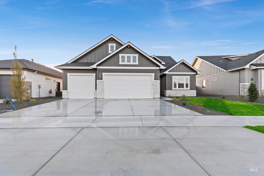 Photo of 7345 Powell Pl, Eagle, ID 83629 (MLS # 98979292)