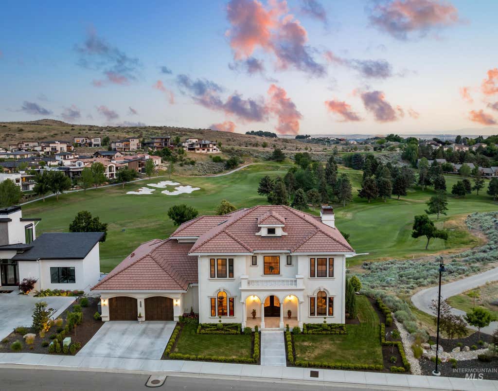 Photo of 1083 E Chardie Rd, Boise, ID 83702 (MLS # 98996264)
