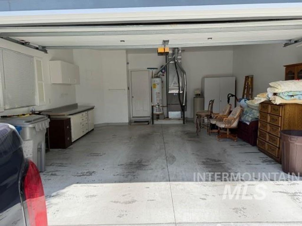 Photo of 6043 N Castleton Ln, Garden City, ID 83714 (MLS # 98984437)
