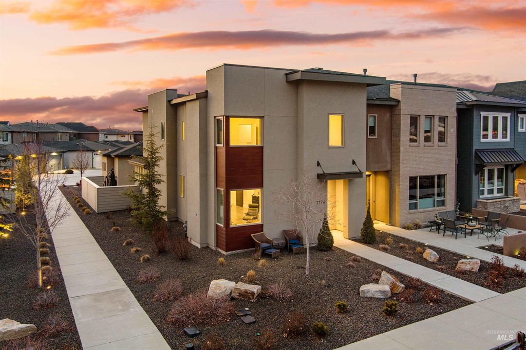 Photo of 3174 S Hopes Well Way, Boise, ID 83716 (MLS # 98974720)