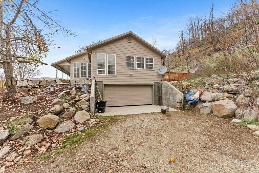 Photo of 3 Branch Rd, Horseshoe Bend, ID 83629 (MLS # 98970026)