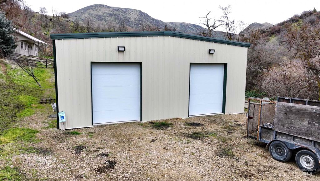 Photo of 3 Branch Rd, Horseshoe Bend, ID 83629 (MLS # 98970026)
