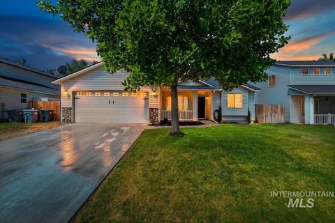 Photo of 5222 Weston Avenue, Caldwell, ID 83607 (MLS # 98990904)