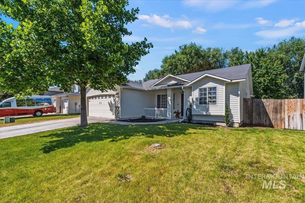 Photo of 5222 Weston Avenue, Caldwell, ID 83607 (MLS # 98990904)