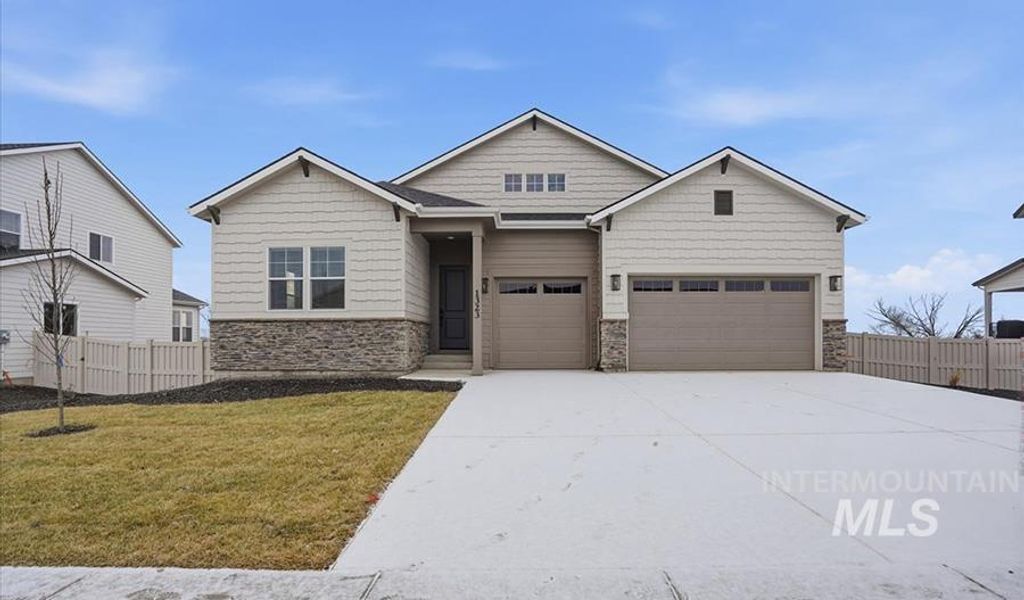 Photo of 1323 White Cliffs St, Middleton, ID 83644 (MLS # 98973377)