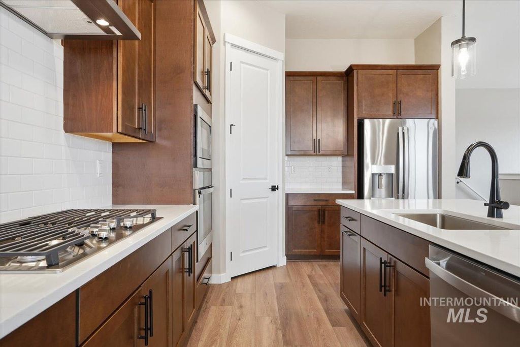 Photo of 1323 White Cliffs St, Middleton, ID 83644 (MLS # 98973377)