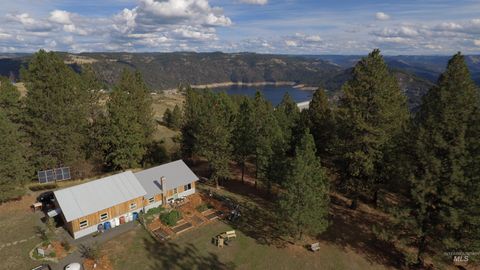 Photo of 1510 Summitview Dr, Orofino, ID 83544 (MLS # 98949614)