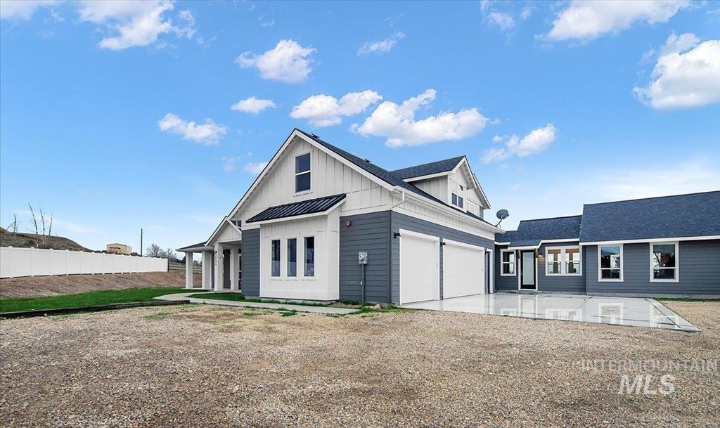 Photo of 8629 Latimore, Middleton, ID 83644 (MLS # 98969220)