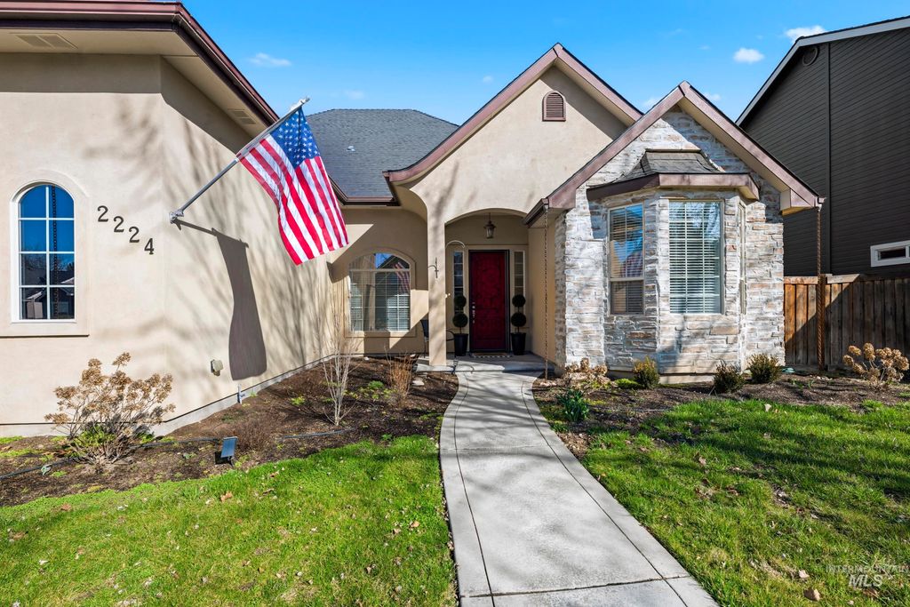 Photo of 2224 W Root Creek St, Meridian, ID 83646 (MLS # 98977711)