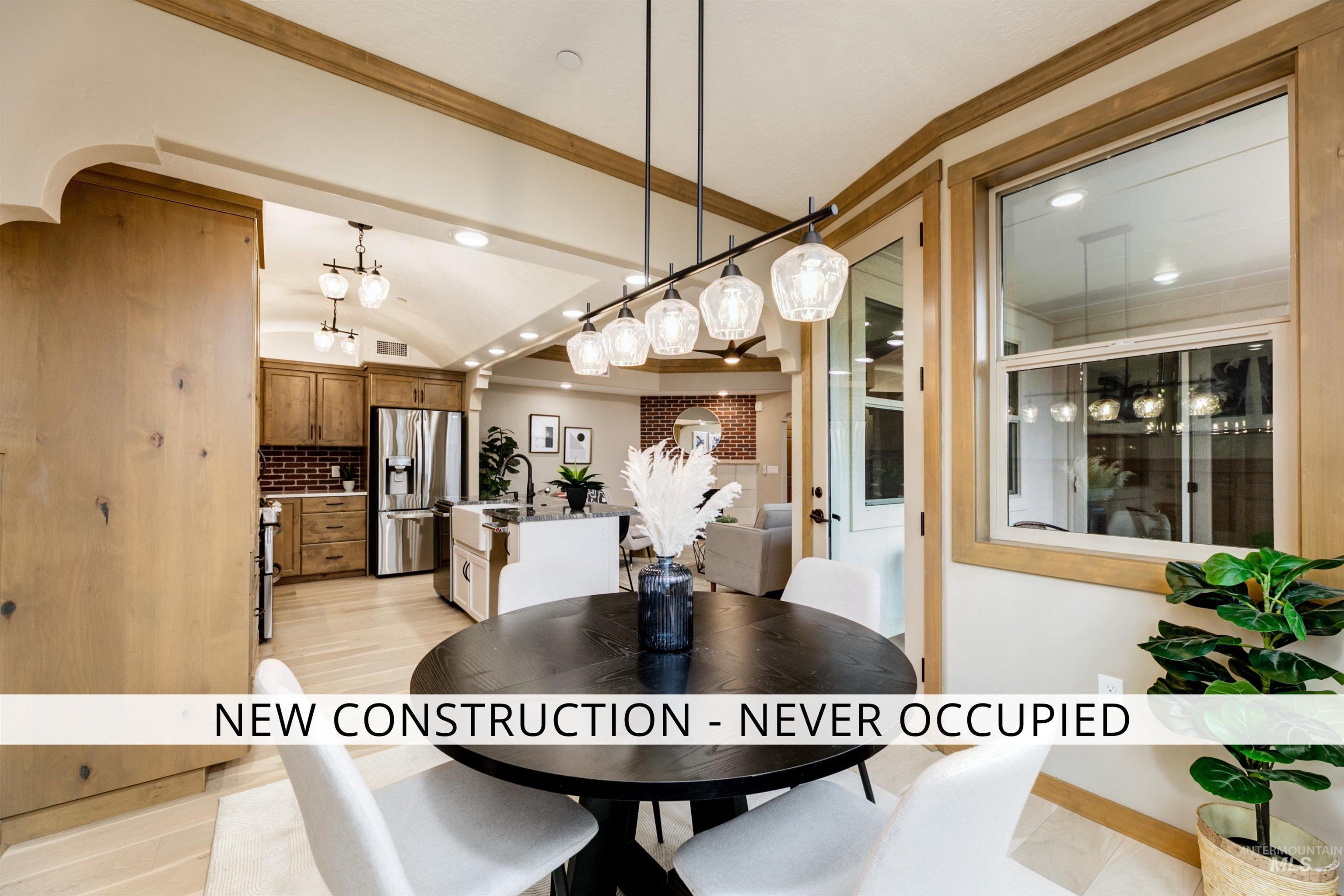 Dining room featuring recessed lighting, crown molding, and light wood-style flooring