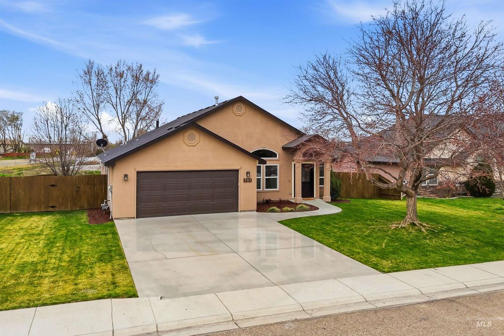 Photo of 731 Triumph Dr, Middleton, ID 83644 (MLS # 98991522)
