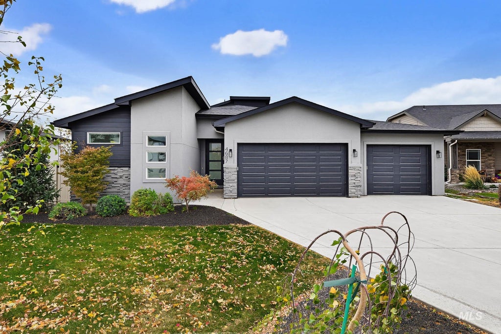Photo of 4687 S Gabbro Way, Nampa, ID 83686 (MLS # 99004609)