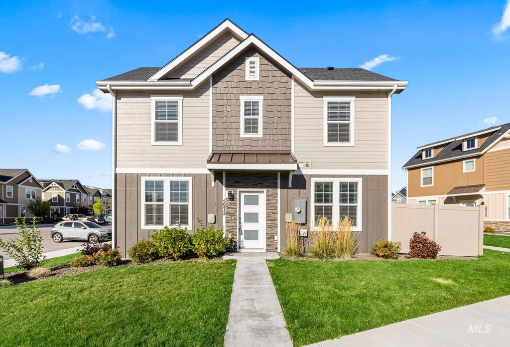 Photo of 5972 S Boddington Ln, Boise, ID 83709 (MLS # 98964343)
