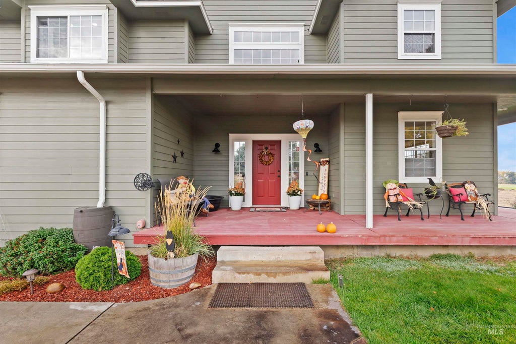 Photo of 10115 N Iowa Ave, Payette, ID 83661 (MLS # 99005024)