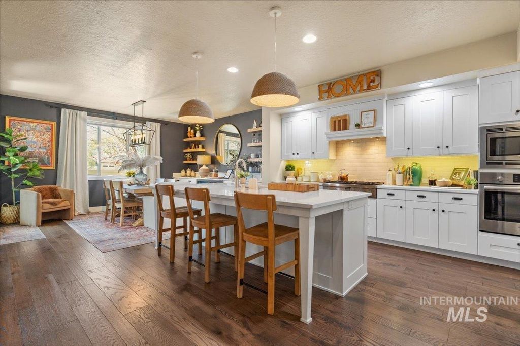 Photo of 6217 W Ina Dr, Boise, ID 83703 (MLS # 98981291)