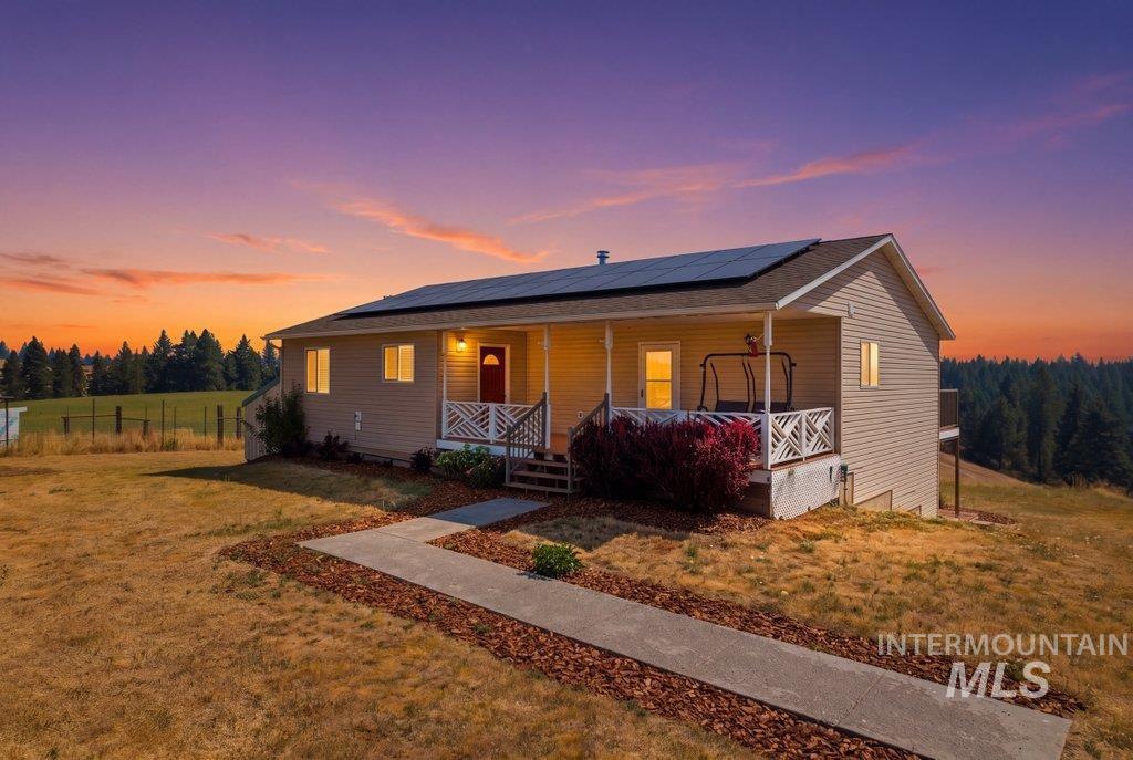 Photo of 1028 Granlund Rd, Troy, ID 83871 (MLS # 98994791)