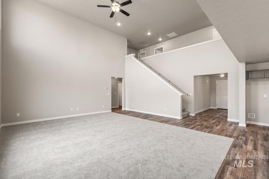 Photo of 15709 N Springwell Ave, Nampa, ID 83651 (MLS # 98975846)