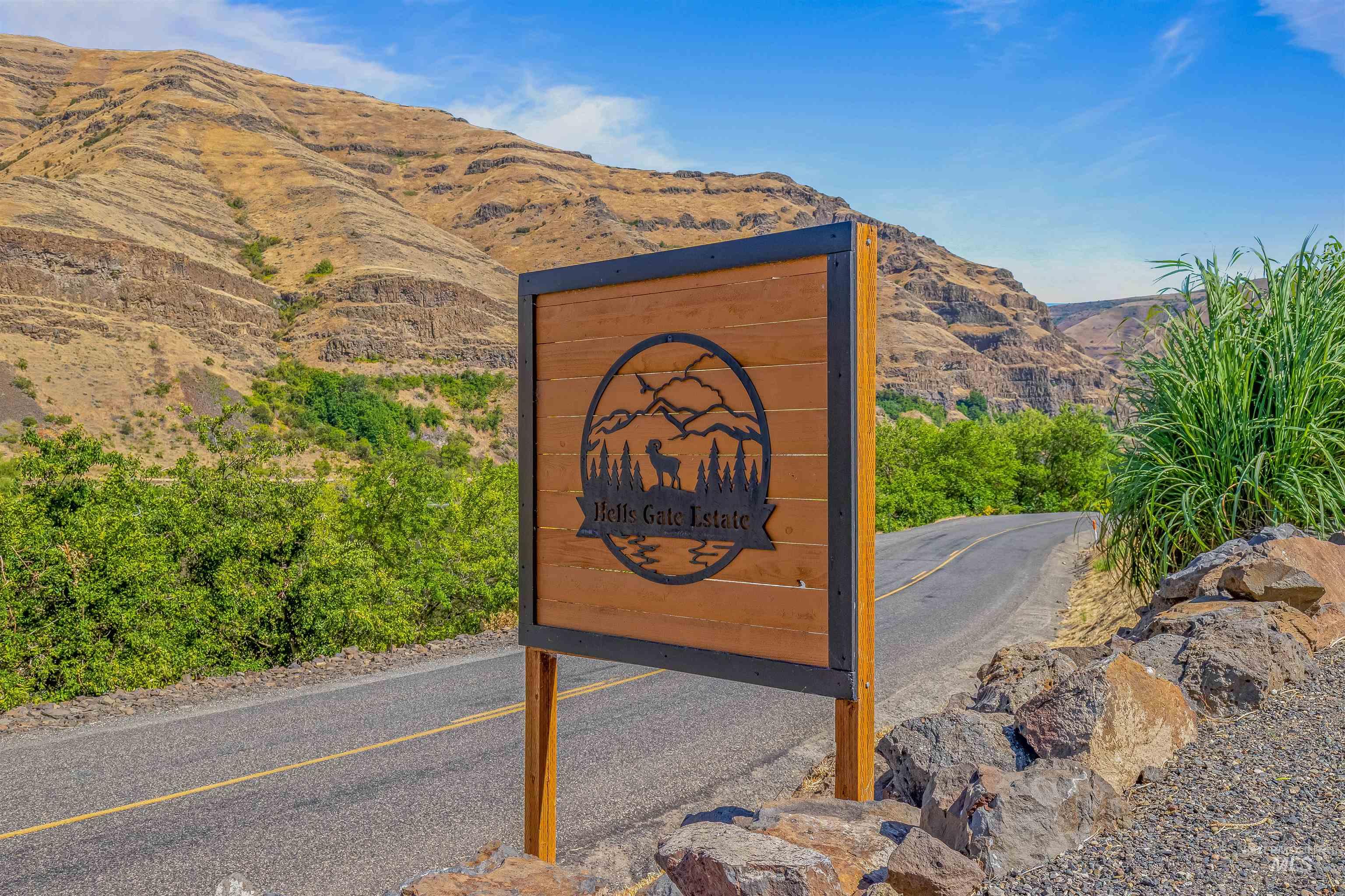 Exterior view of mountains