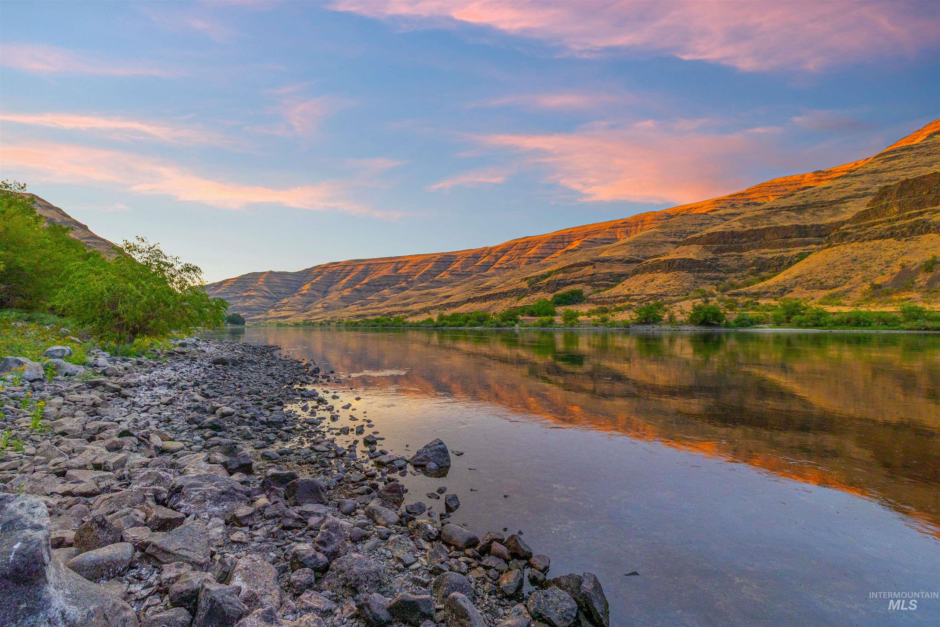 14286 Snake River Road