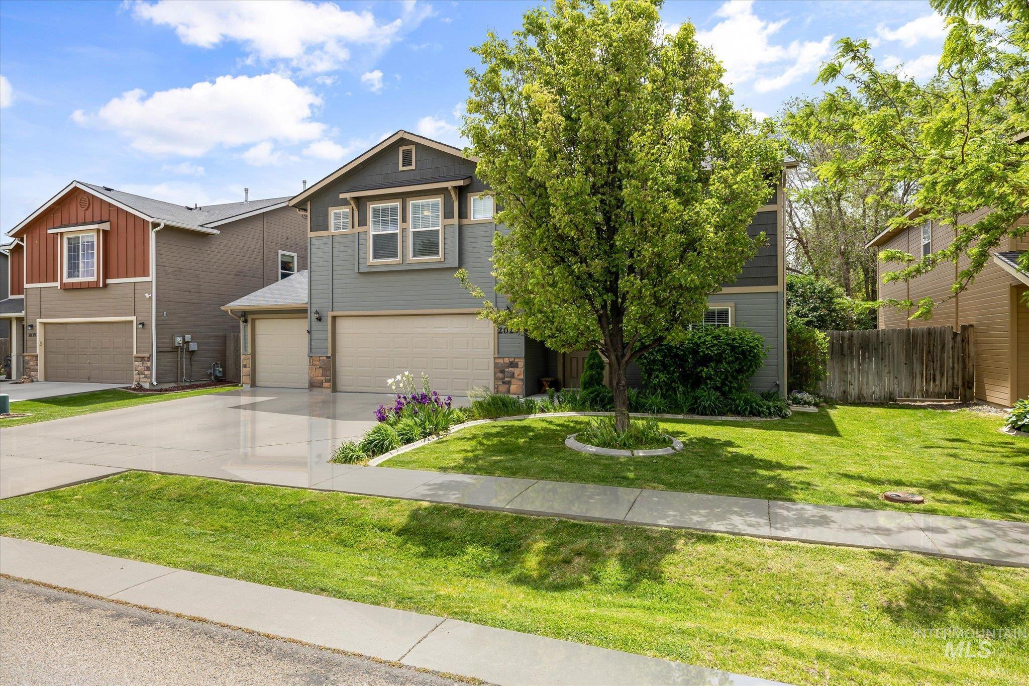 2023 E Wrightwood Dr.