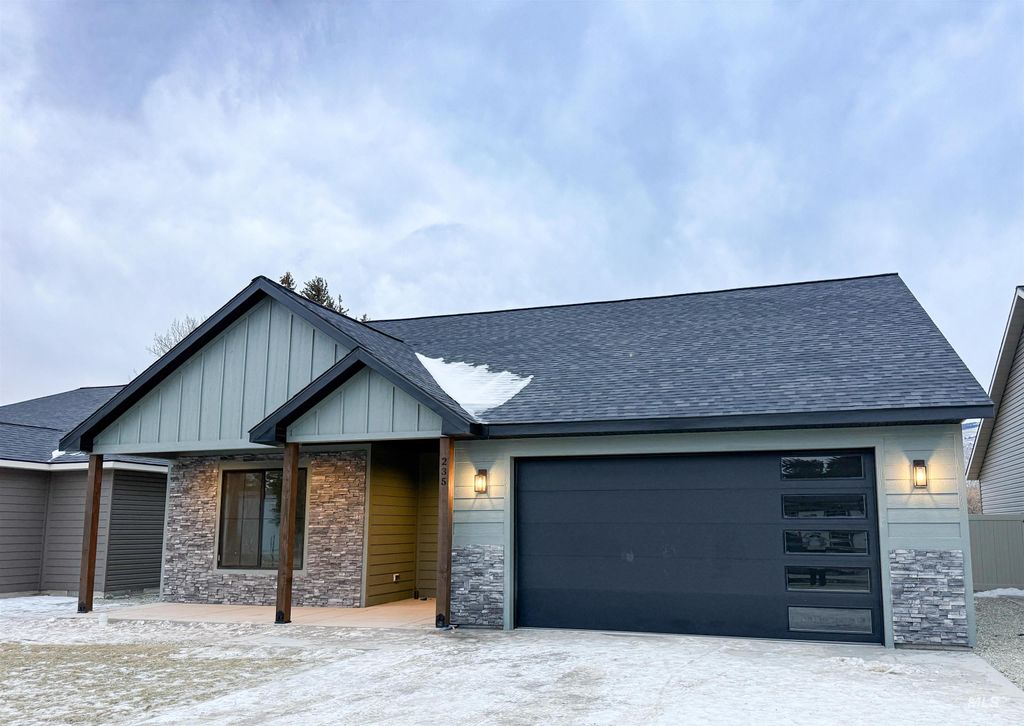 Photo of 235 Whitman St, Albion, ID 83311 (MLS # 98971440)