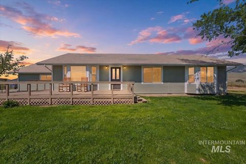 Photo of 5303 Montour Rd, Emmett, ID 83617 (MLS # 98985351)