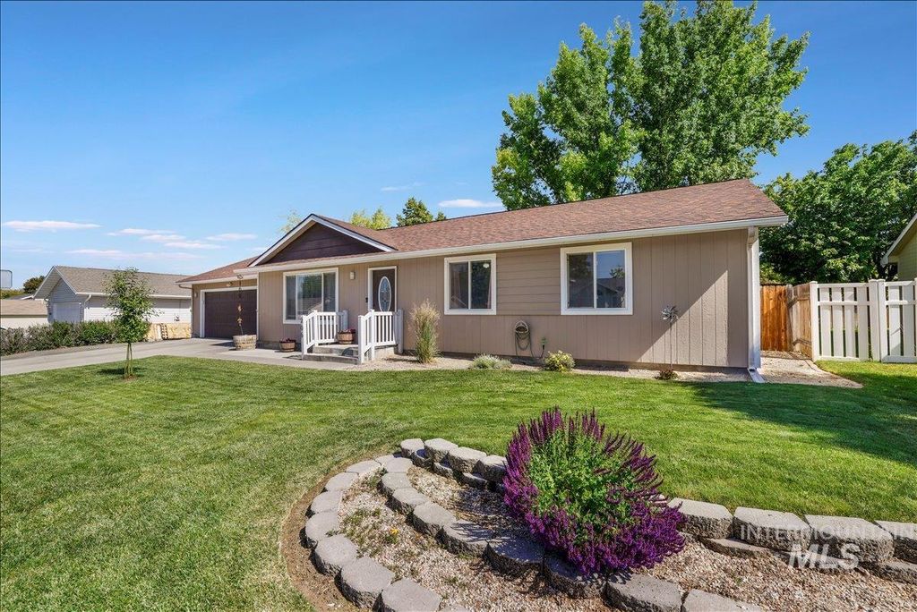 Photo of 206 Diamond Drive, Kimberly, ID 83341 (MLS # 98984783)