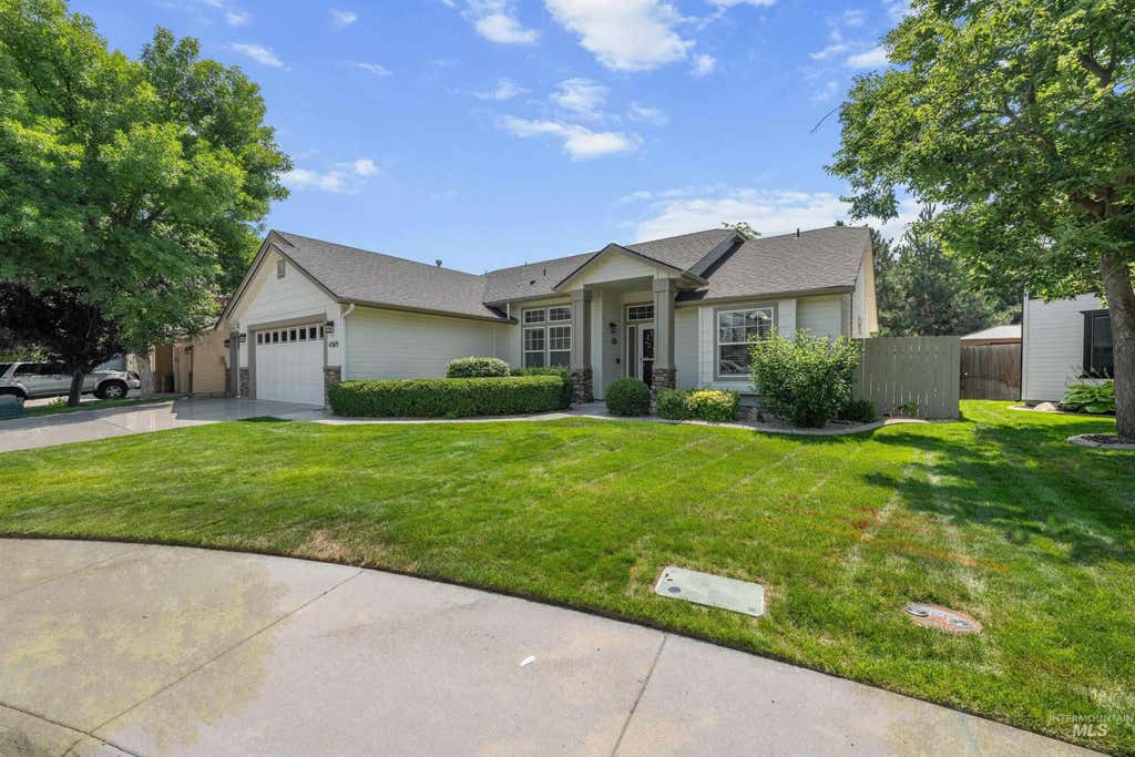 Photo of 4369 W Hearst St, Meridian, ID 83642 (MLS # 98996003)