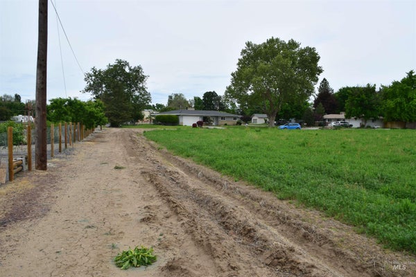 ESTATES BLVD, FRUITLAND, ID 83619 - Image 7c55cfbec4e7848402557038b1be0653/769867974