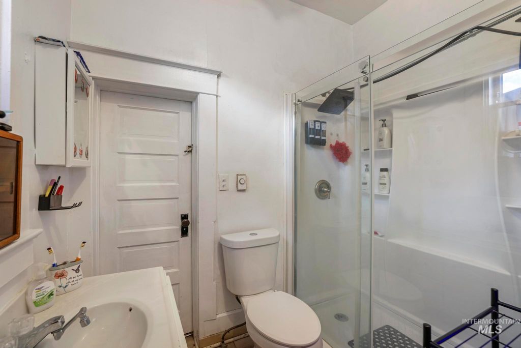 Photo of 320 B Ave E Ave, Jerome, ID 83338 (MLS # 98967925)