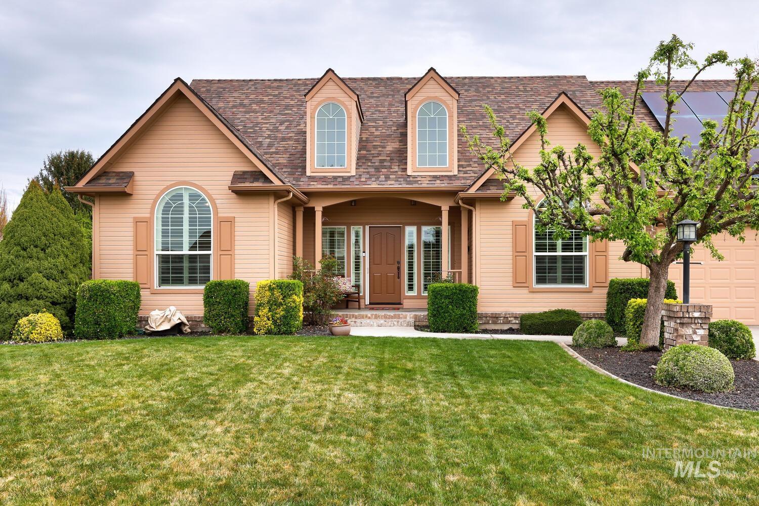 1946 N Banstead Place