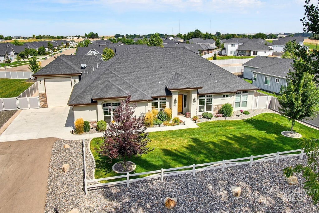 Photo of 367 Bard, Middleton, ID 83644 (MLS # 98998754)