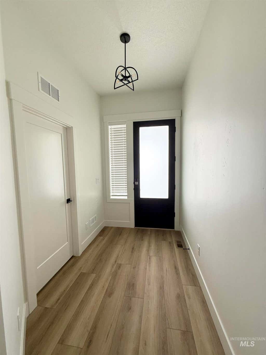 Photo of 440 S Radiator Way, Boise, ID 83716 (MLS # 98994013)