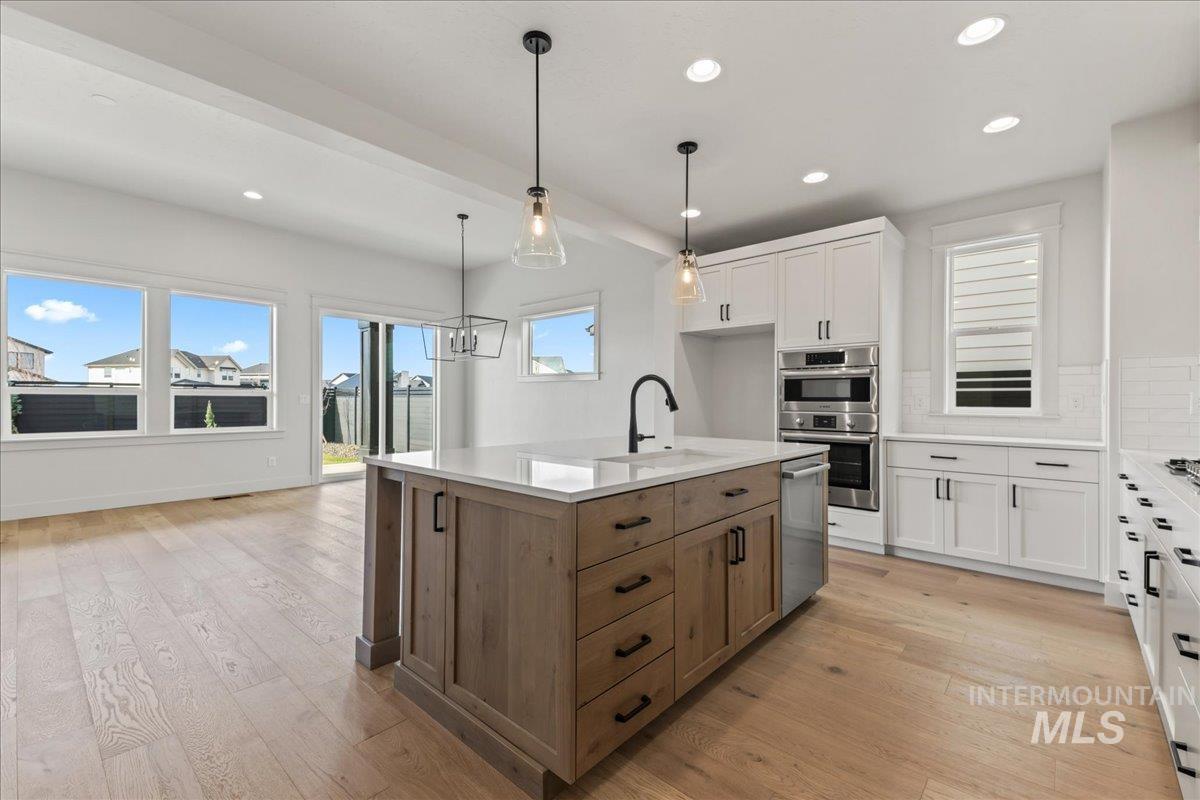 6731 N Magic Mallard Ave