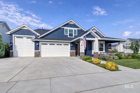 Photo of 6119 N Farleigh Ave, Meridian, ID 83646 (MLS # 98979792)