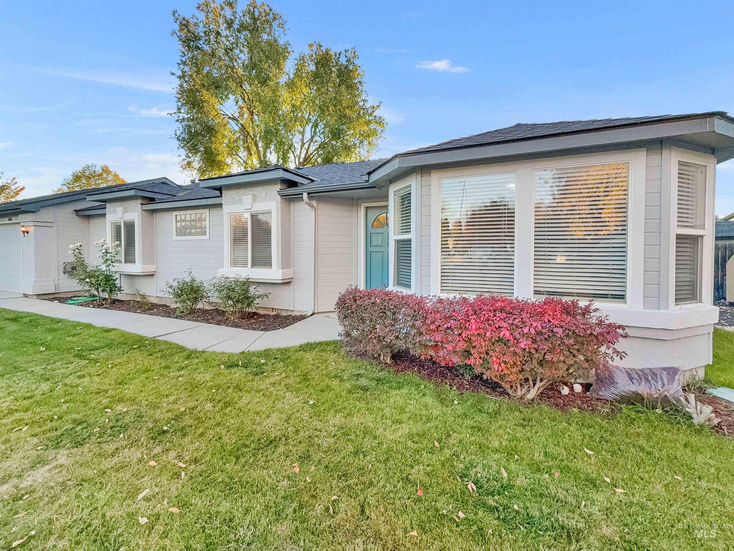 4680 N Crimson Place