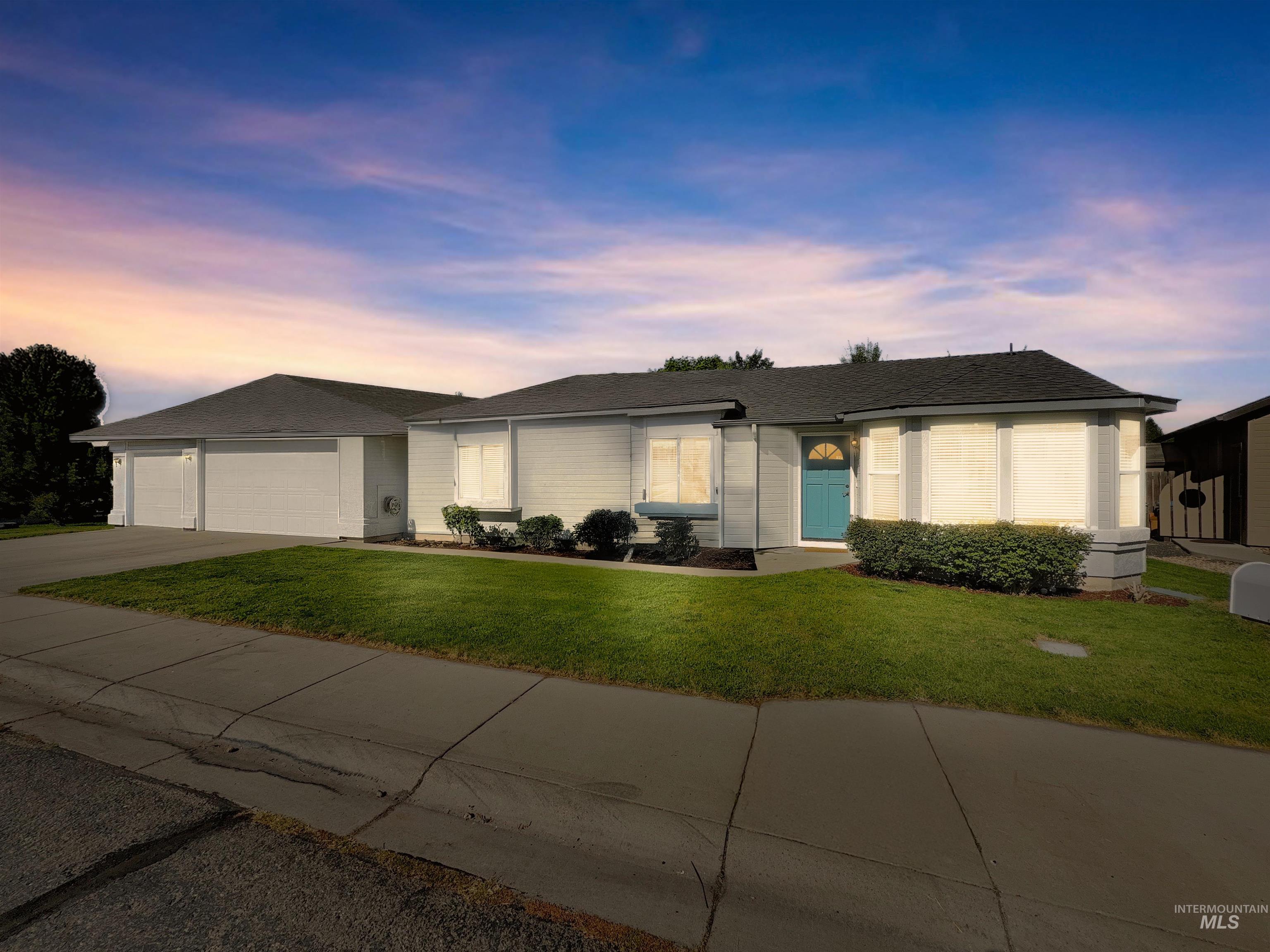 4680 N Crimson Place