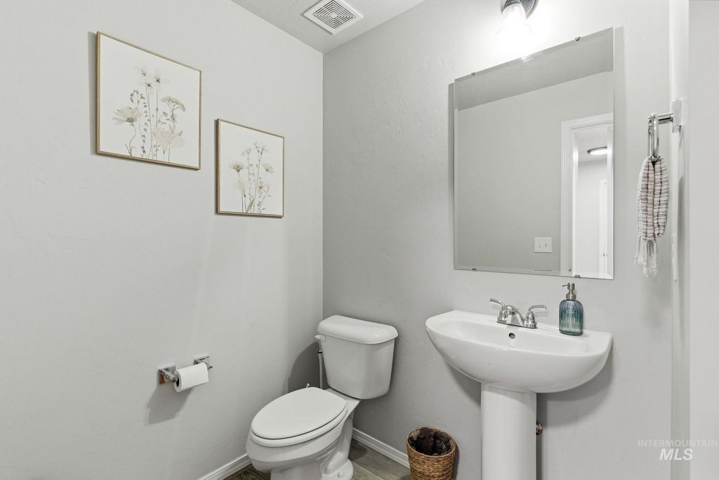 Photo of 19928 Lenape Ct, Caldwell, ID 83605 (MLS # 98977690)