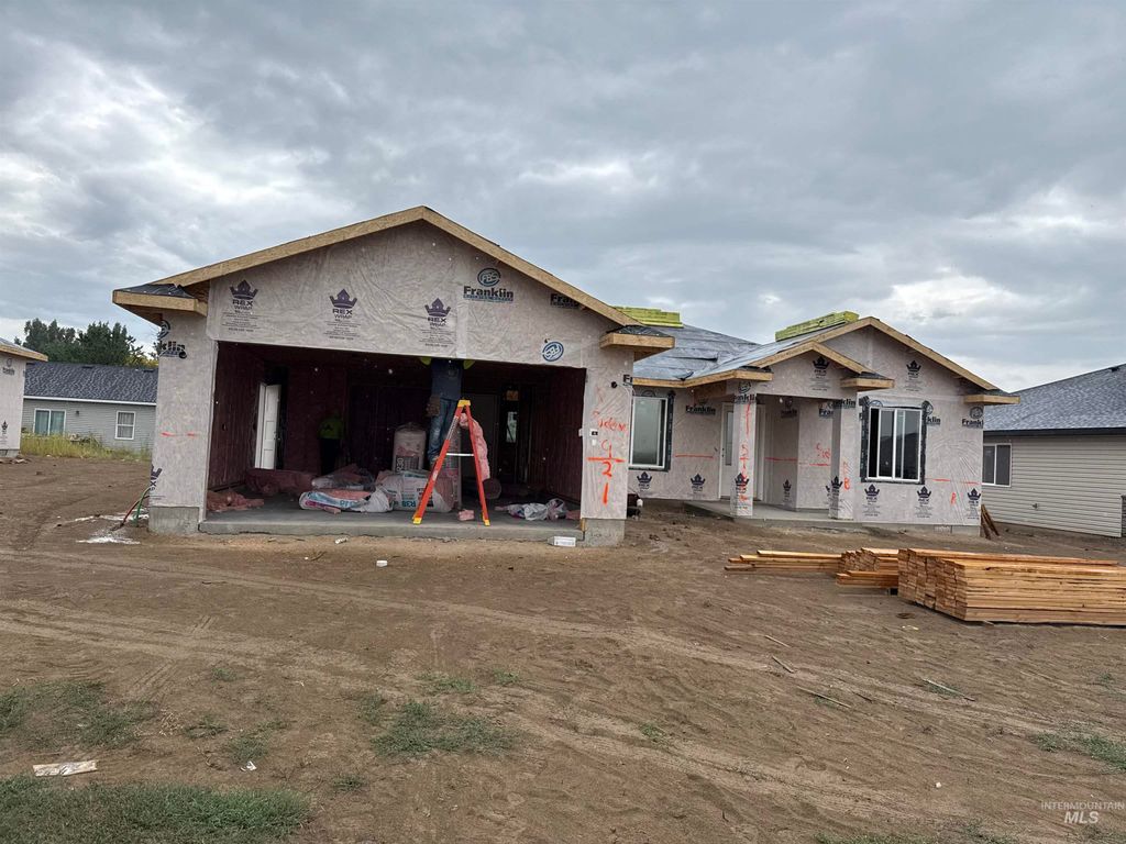 Photo of 921 E 23rd Ave #Lot 15 Block 4, Jerome, ID 83338 (MLS # 98959795)