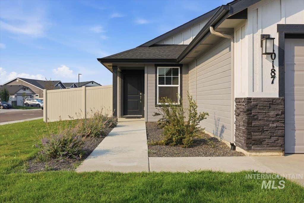 Photo of 10187 Longtail Drive, Nampa, ID 83687 (MLS # 98996575)