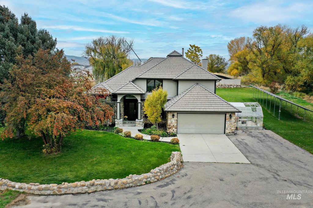 Photo of 892 N Pollard Ln, Star, ID 83669 (MLS # 98967027)