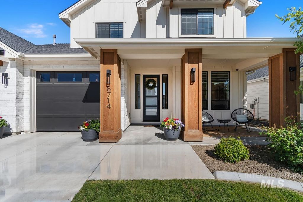 Photo of 6714 N Maplestone Ave, Meridian, ID 83646 (MLS # 98984463)