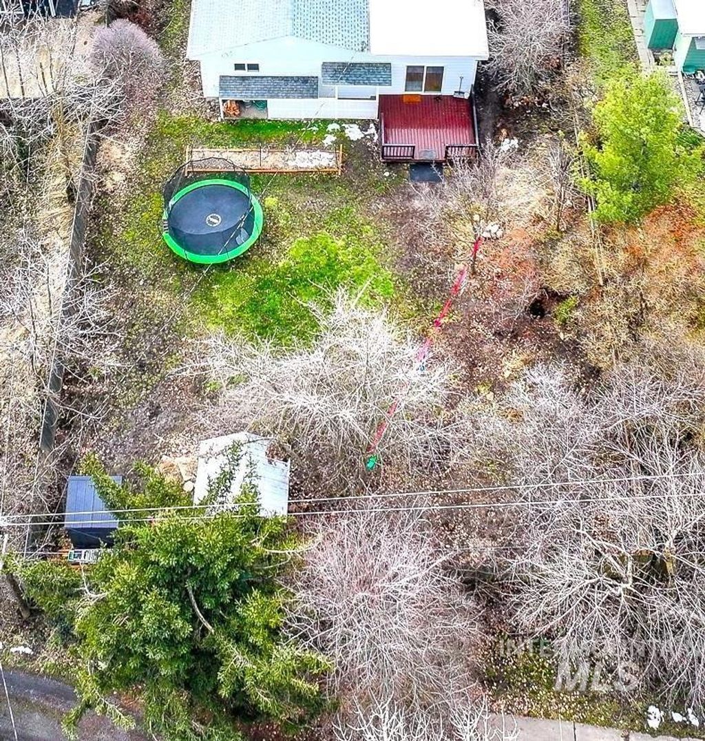 Photo of 934 E 8th St, Moscow, ID 83843 (MLS # 98976346)