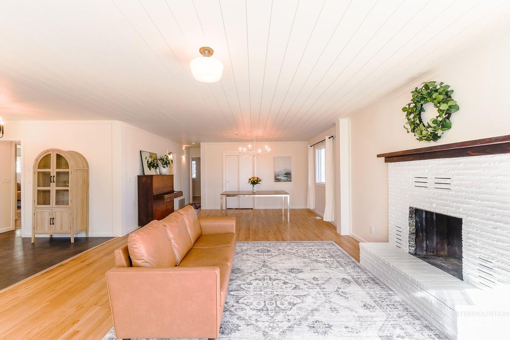 Photo of 934 E 8th St, Moscow, ID 83843 (MLS # 98976346)